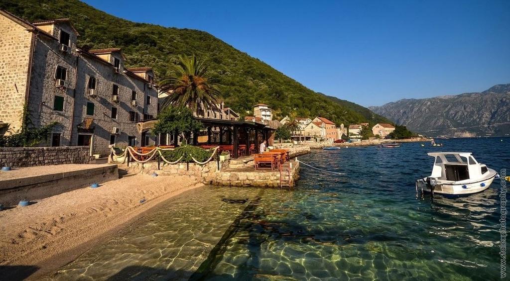 Daria Apartments Cattaro Esterno foto